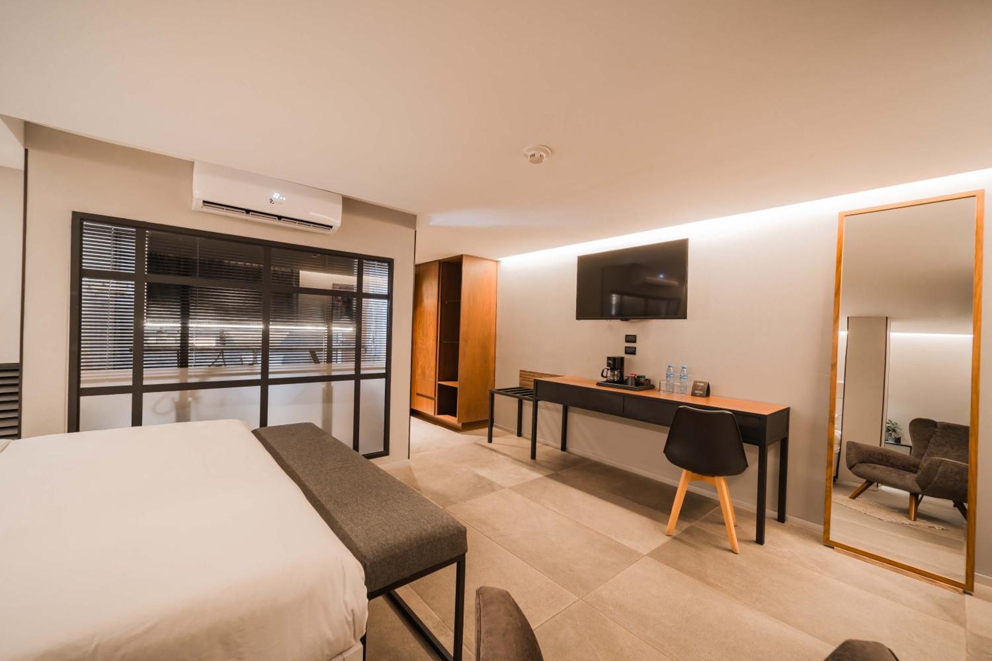 Ontico Urban Design Hotel メリダ エクステリア 写真